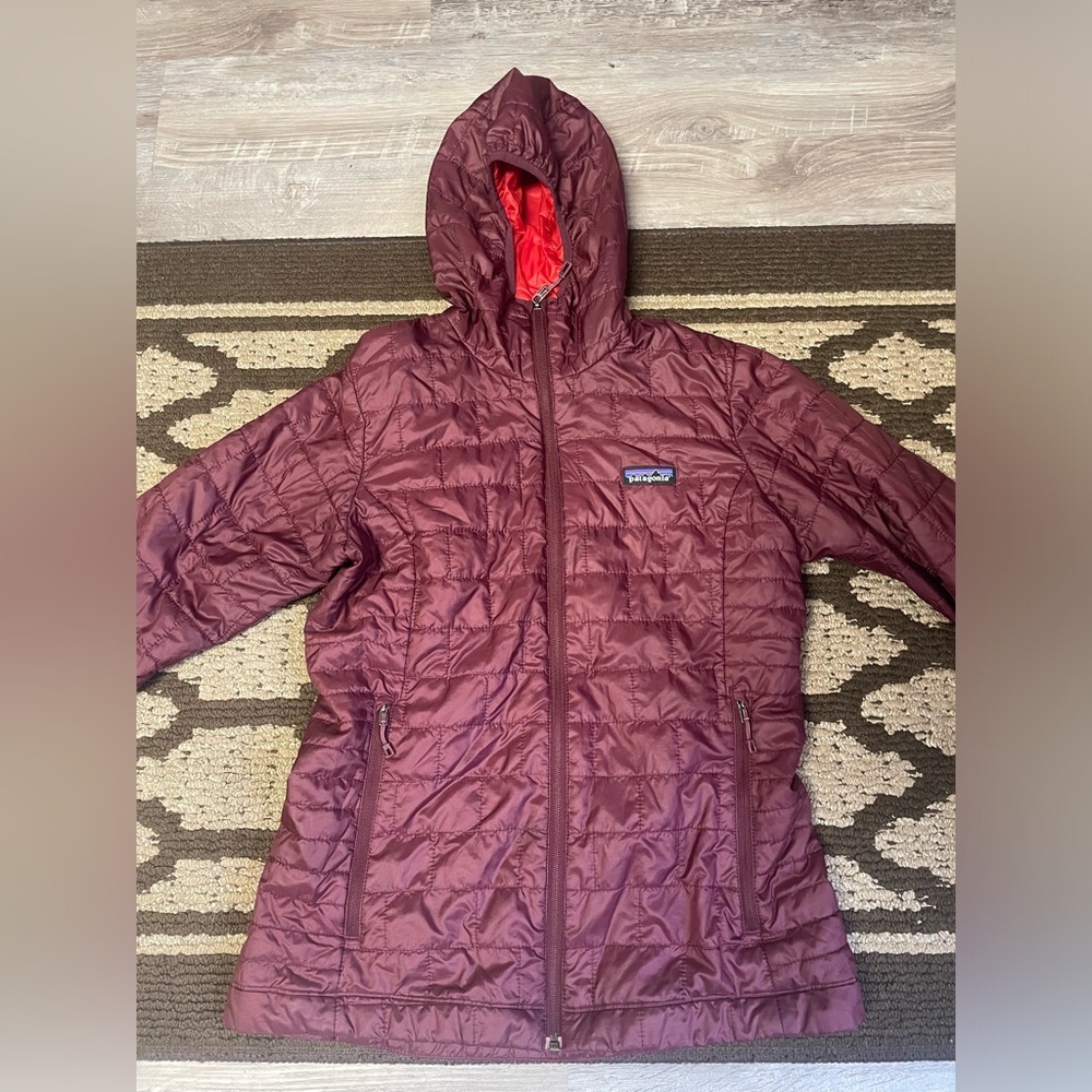 Patagonia Women’s Medium Whisky Plum Nano Puff Hoody